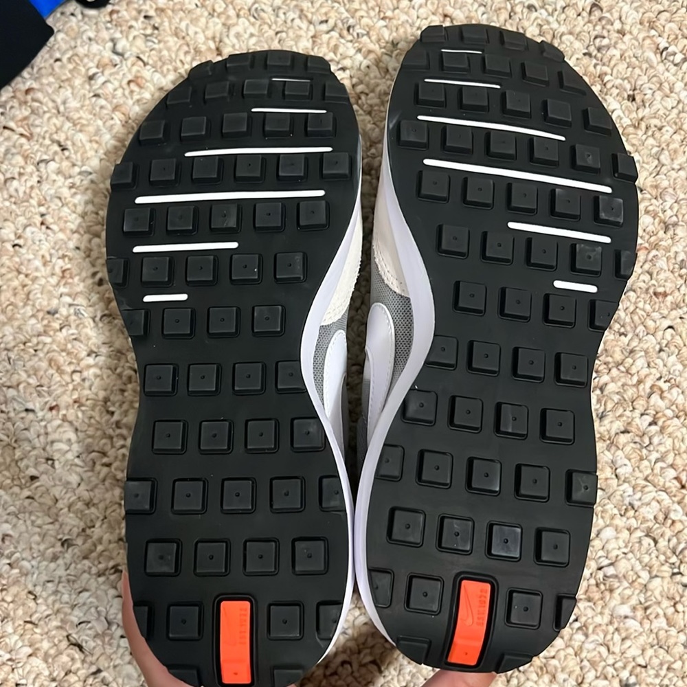 Nike Waffle One - Picture 7 of 8